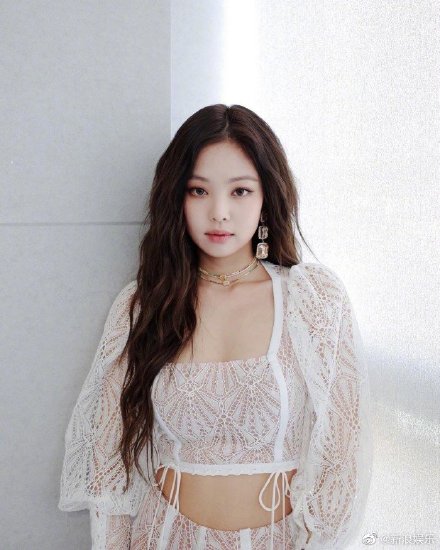 LisaӷNfȾ¹ JennieӢ¹ڙzy(c)